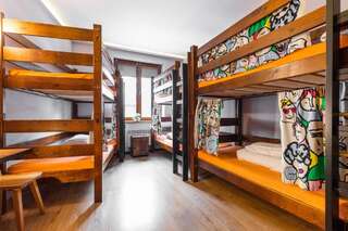 Хостелы Top Hostel Pokoje Gościnne Закопане Cемейный номер с собственной ванной комнатой-3